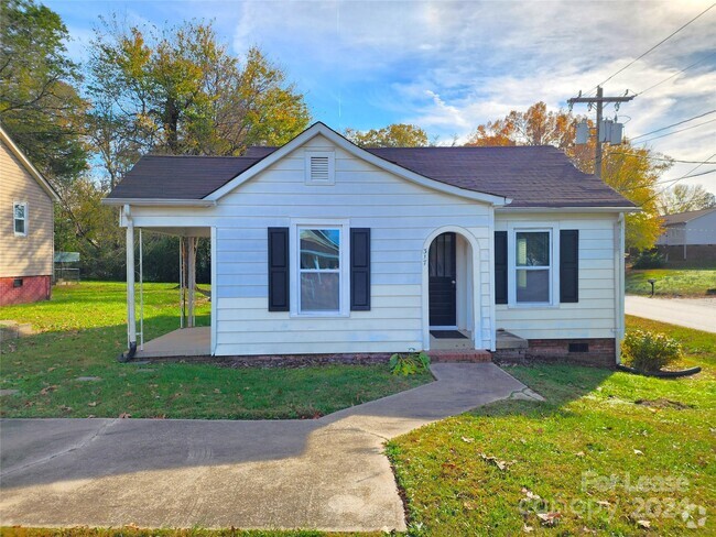 Building Photo - 317 Westview St Rental