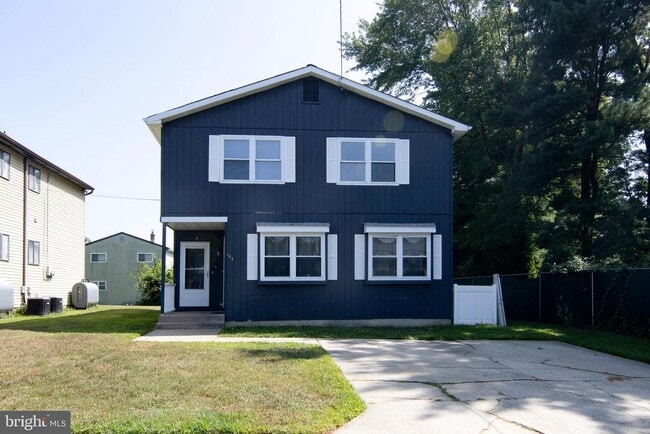 Building Photo - 106 Haines Ave Rental