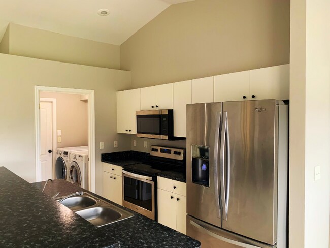 Photo - 1906 NE 18th Terrace