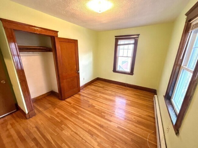 79 Bailey Rd Unit 3##