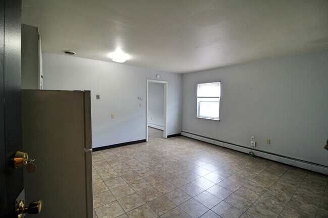 356 E Duncan St Unit 356 E Duncan St