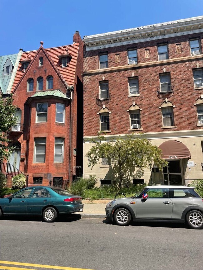 Affordable apartment in Dupont Circle