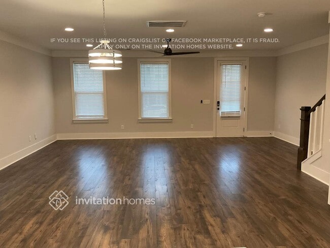 Photo - 1204 49th Ave N