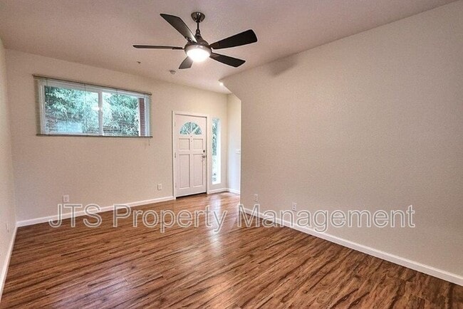 Photo - 4222 Crestline Ave