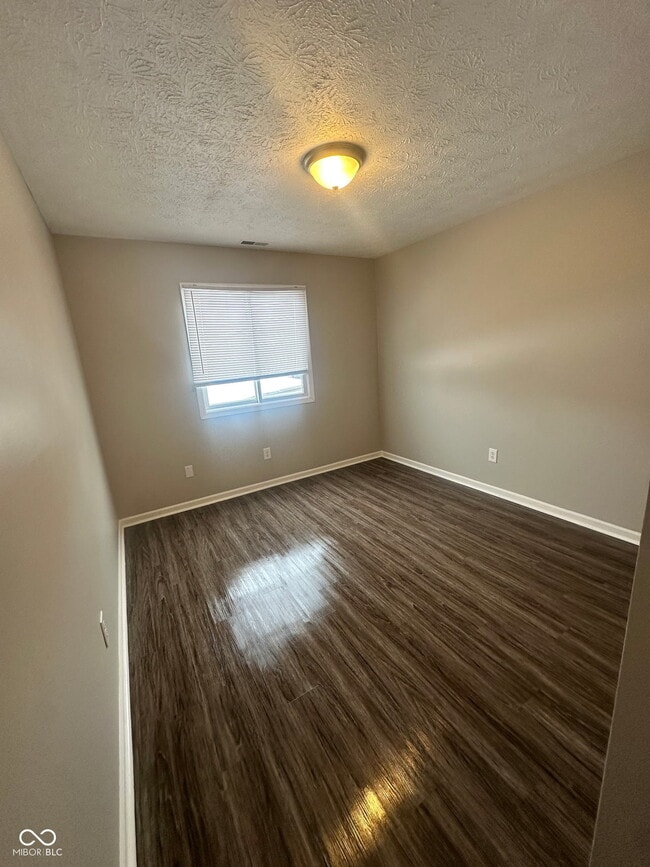 Photo - 88 Keran Manor Ct Unidad APT C