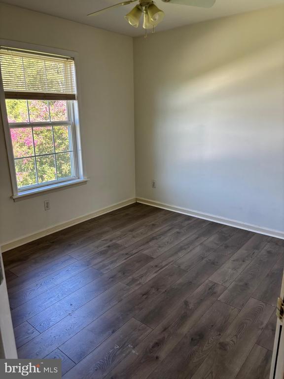 Photo - 1011 Zircon Ct