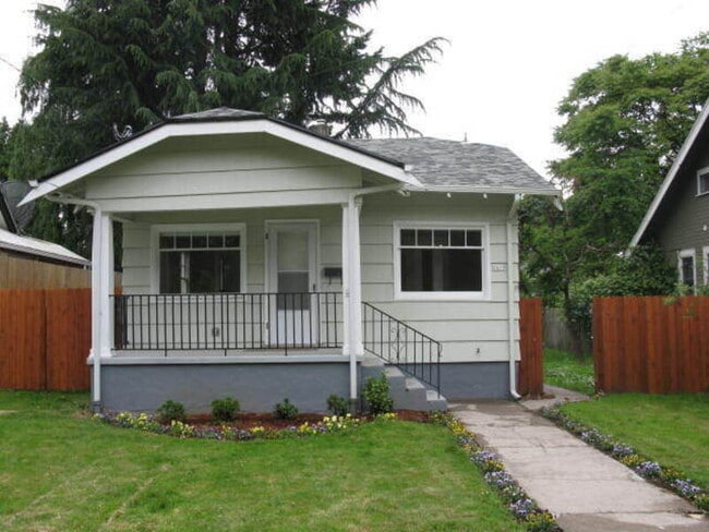 Photo - 5619 NE 26th Ave House