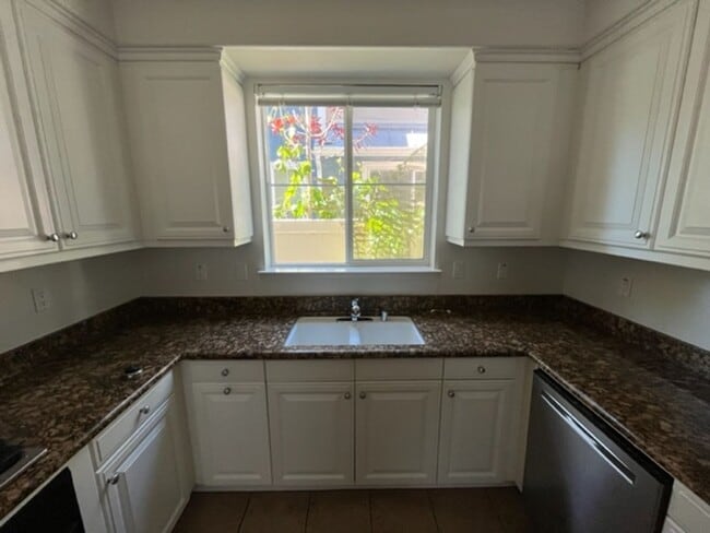 Photo - 3591 Sacramento Dr