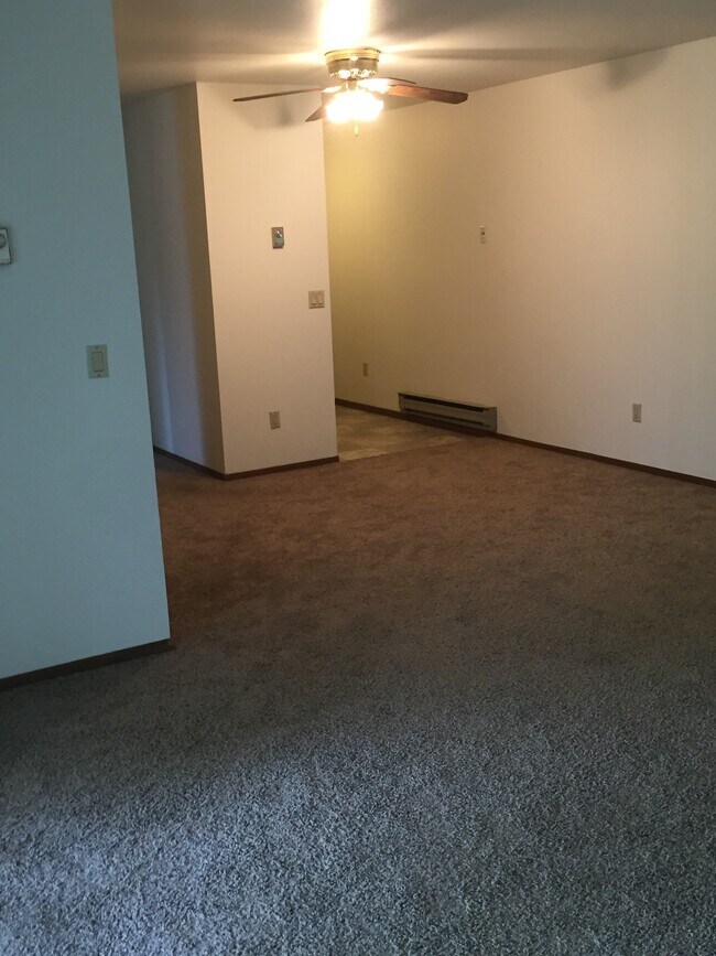 Prairie Village Apartments
