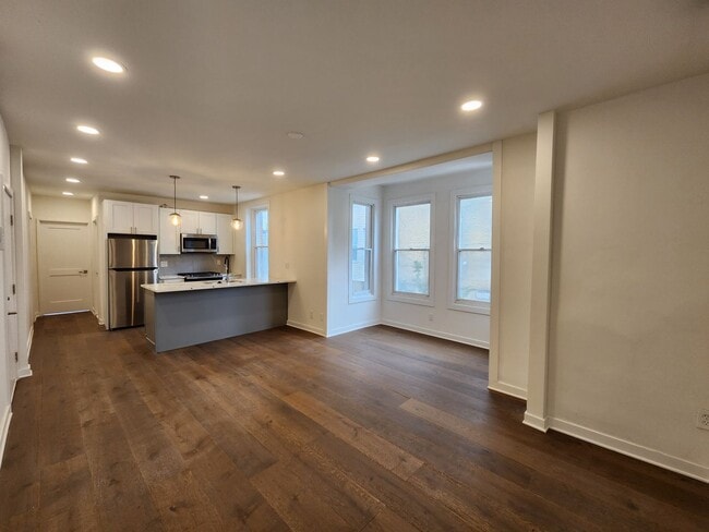 Photo - Beautiful 2 bedroom newly renovated unit available Unit 2