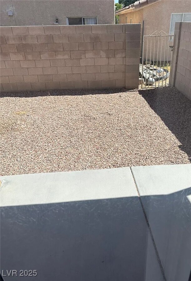 Photo - 1101 S Potro Ave