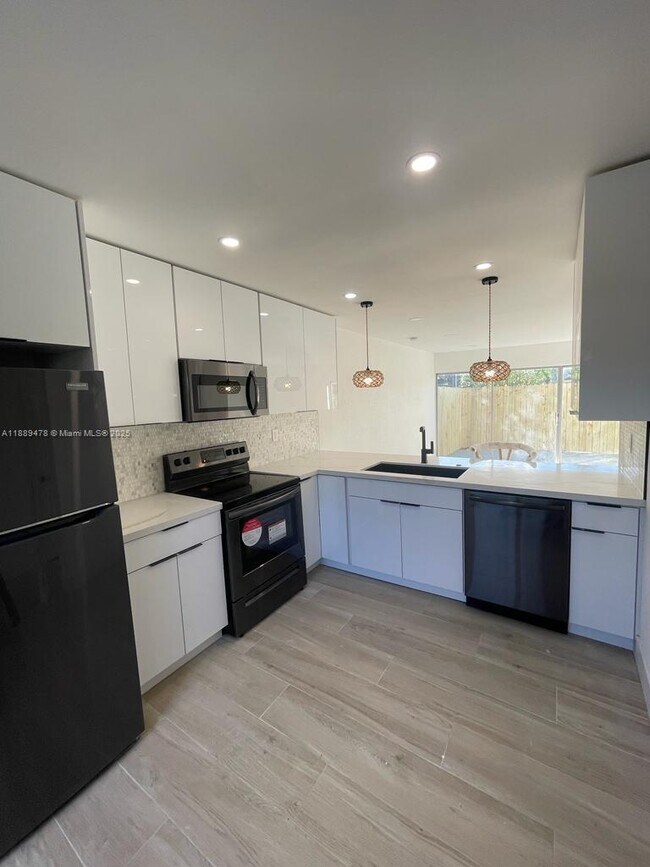 Photo - 3201 NW 4th Terrace