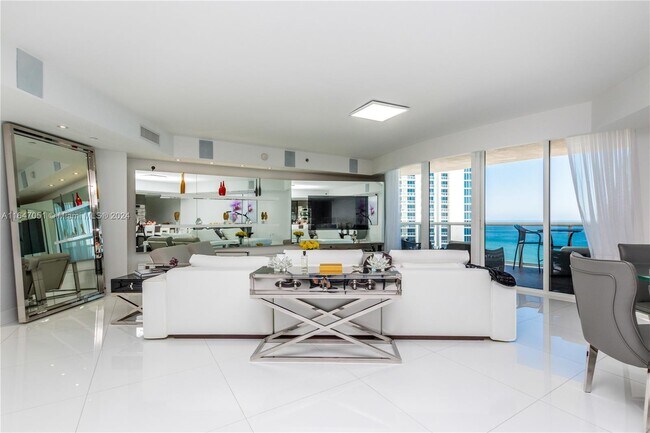 Photo - 17201 Collins Ave Condominio Unidad 1807