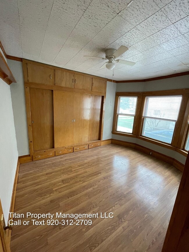 Photo - 112 Milwaukee St