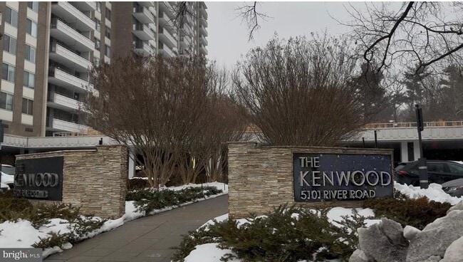 Building Photo - 5101 River Rd Unit 1103