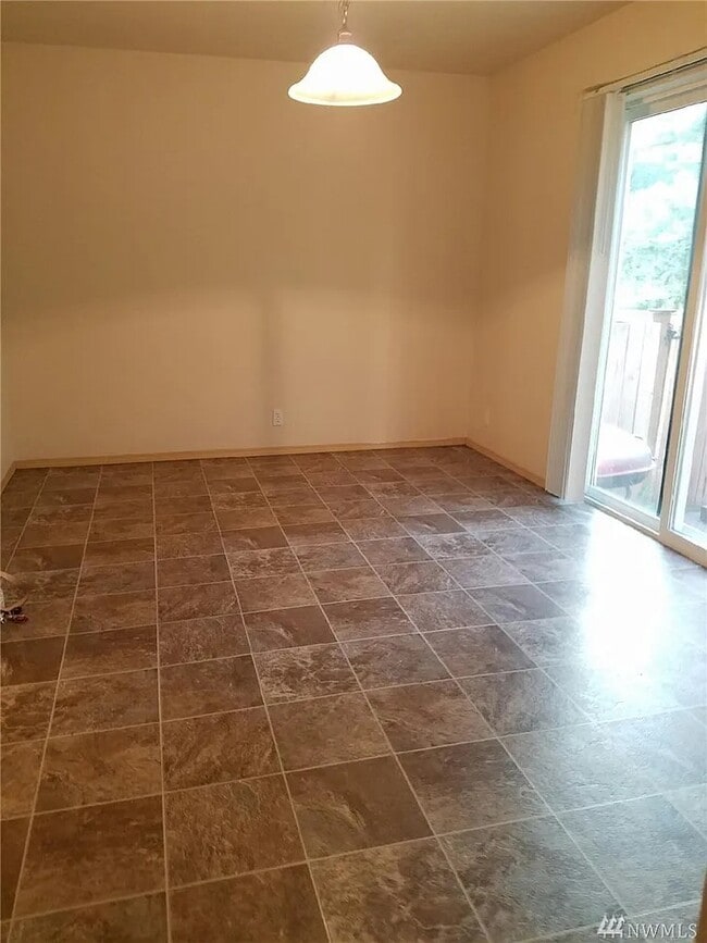 Photo - 17420 84th Avenue Ct E