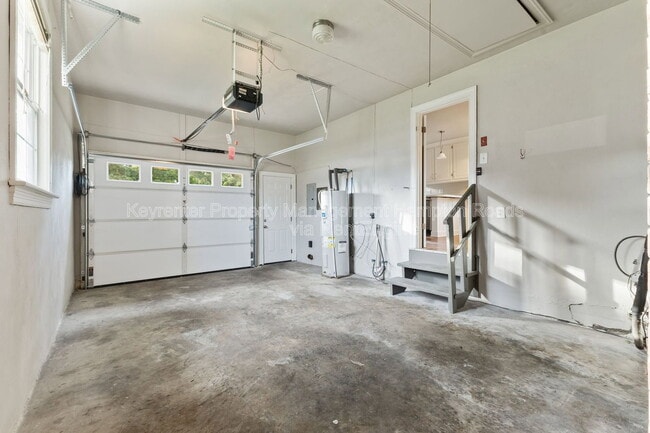 Photo - 4900 Briarwood Ln
