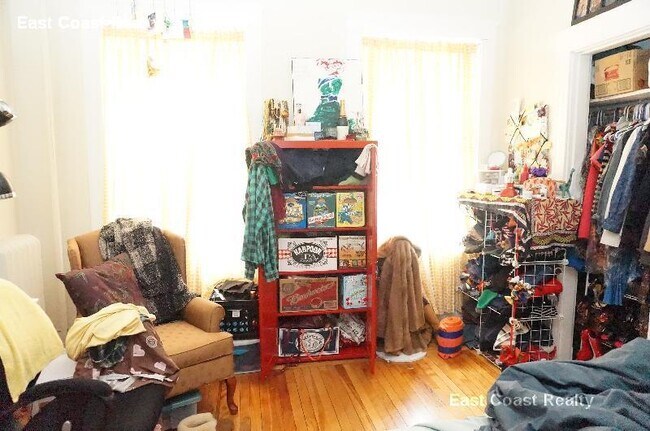 Photo - 165 Kelton St Unit 23