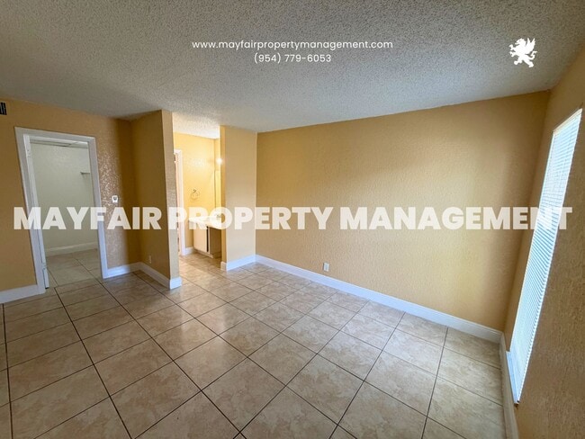 4467 Treehouse Ln
