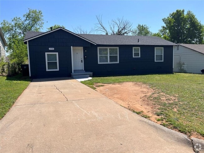 Building Photo - 3708 Woodside Dr Rental