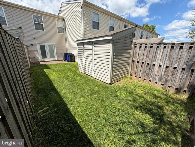 Photo - 534 Lancaster Pl