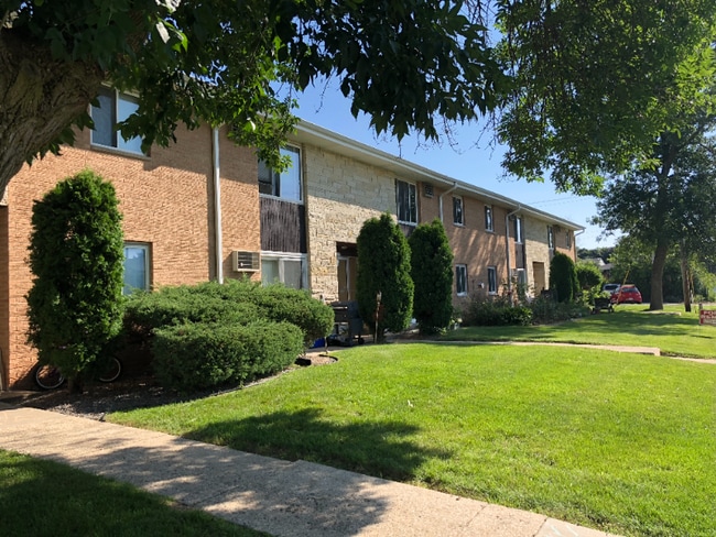 Building Photo - 6450 W Norwich Ave Unit 7