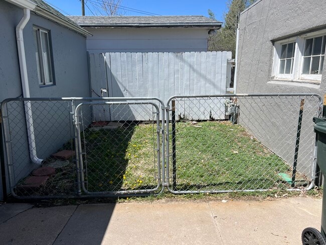 Photo - 506 S 5th Ave