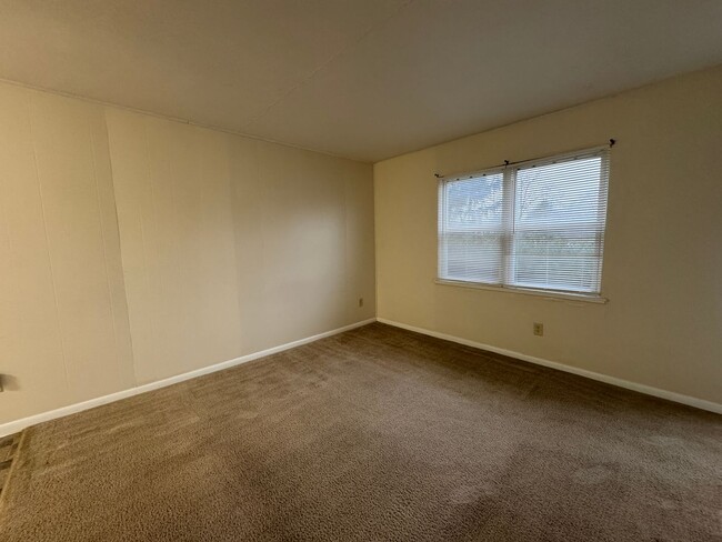 Photo - S Main Unit 447