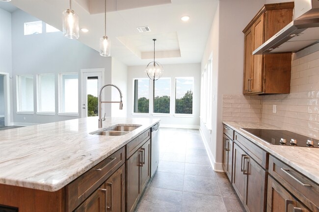 Photo - 1314 Clayton Nolen Dr