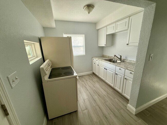 Photo - Charming Jacksonville Home - Rent Ready! 3 Bed/1 Bath, Pet Friendly, Fenced in Yard!
