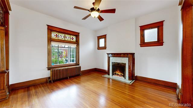 Photo - 685 S Grant St