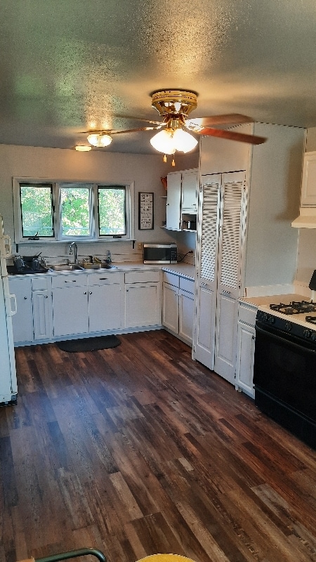 Photo - 709 Indiana St