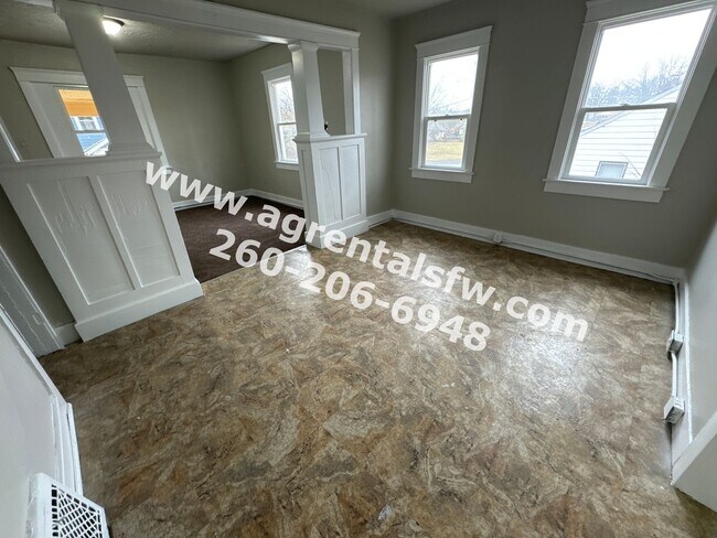 Photo - 5 Bedroom House- Section 8 Ok!