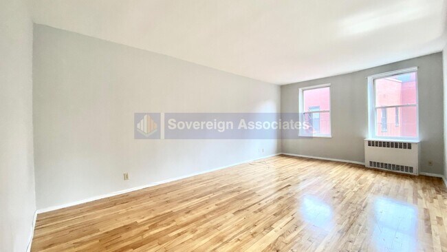 Photo - 500 Kappock Street Unit 4J