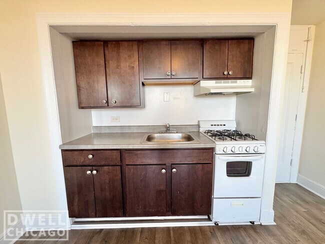 Photo - 2779 N Milwaukee Ave Unit 208