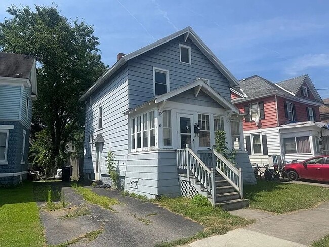 Photo - 149 W North St