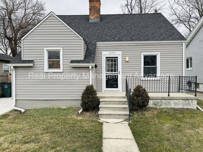 Building Photo - Cute 3-Bedroom Updated Bungalow Minutes from Downtown Ferndale!