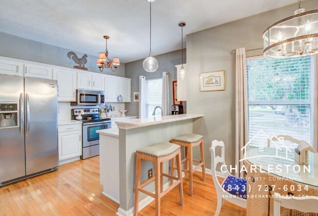 Photo - **FULLY FURNISHED TWO BEDROOM CONDO, UTILITIES INCLUDED!** APPLICATION APPROVED - LEASE PENDING** Unit 201A