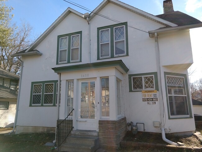 Building Photo - 1418 Wilson Ave Rental