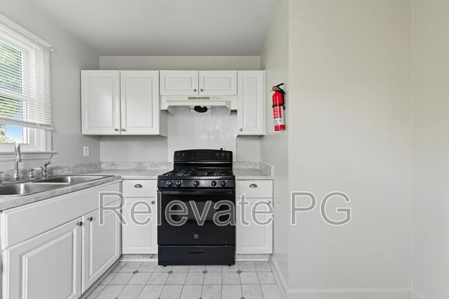 Photo - 319 Britton St