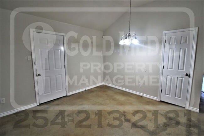 Photo - 4003 Cambridge Dr