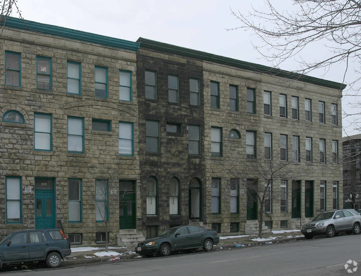 Photo - 1820-1830 Saint Paul St