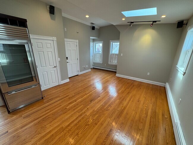 22 Ellington Rd Unit 3