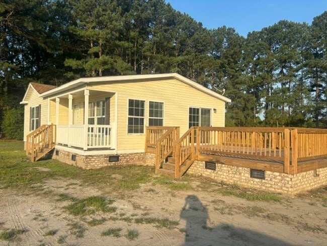 Building Photo - 1491 N Spring Branch Rd
