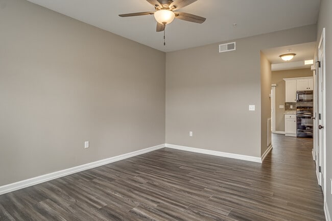 Photo - 343 Chestnut Ave