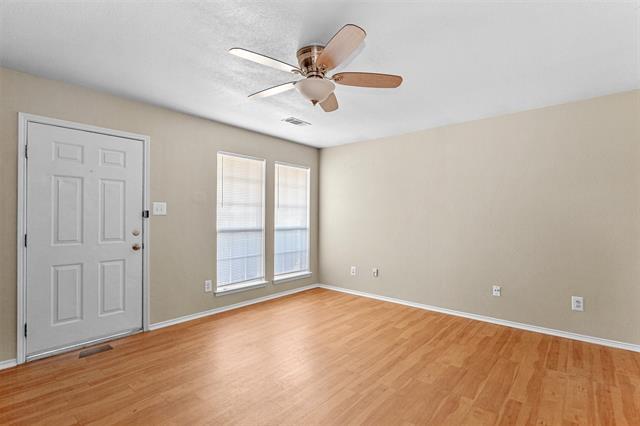 Photo - 2549 E Renfro St