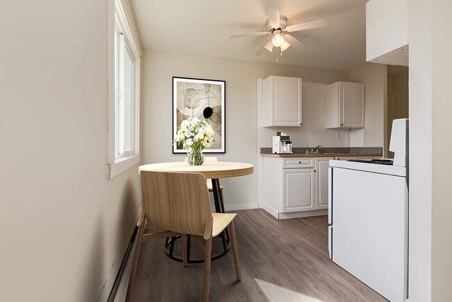 Photo - Valleyview Manor