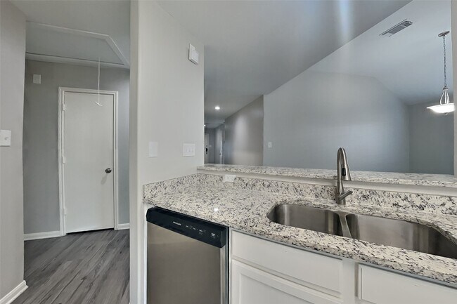 Photo - 2519 Fox Water Dr