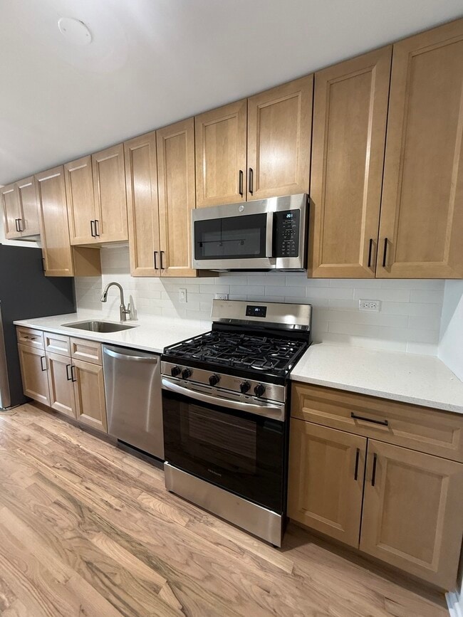 Photo - 2411 N Kennicott Dr