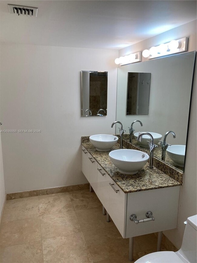 Photo - 41 SE 5th St Unit 1104